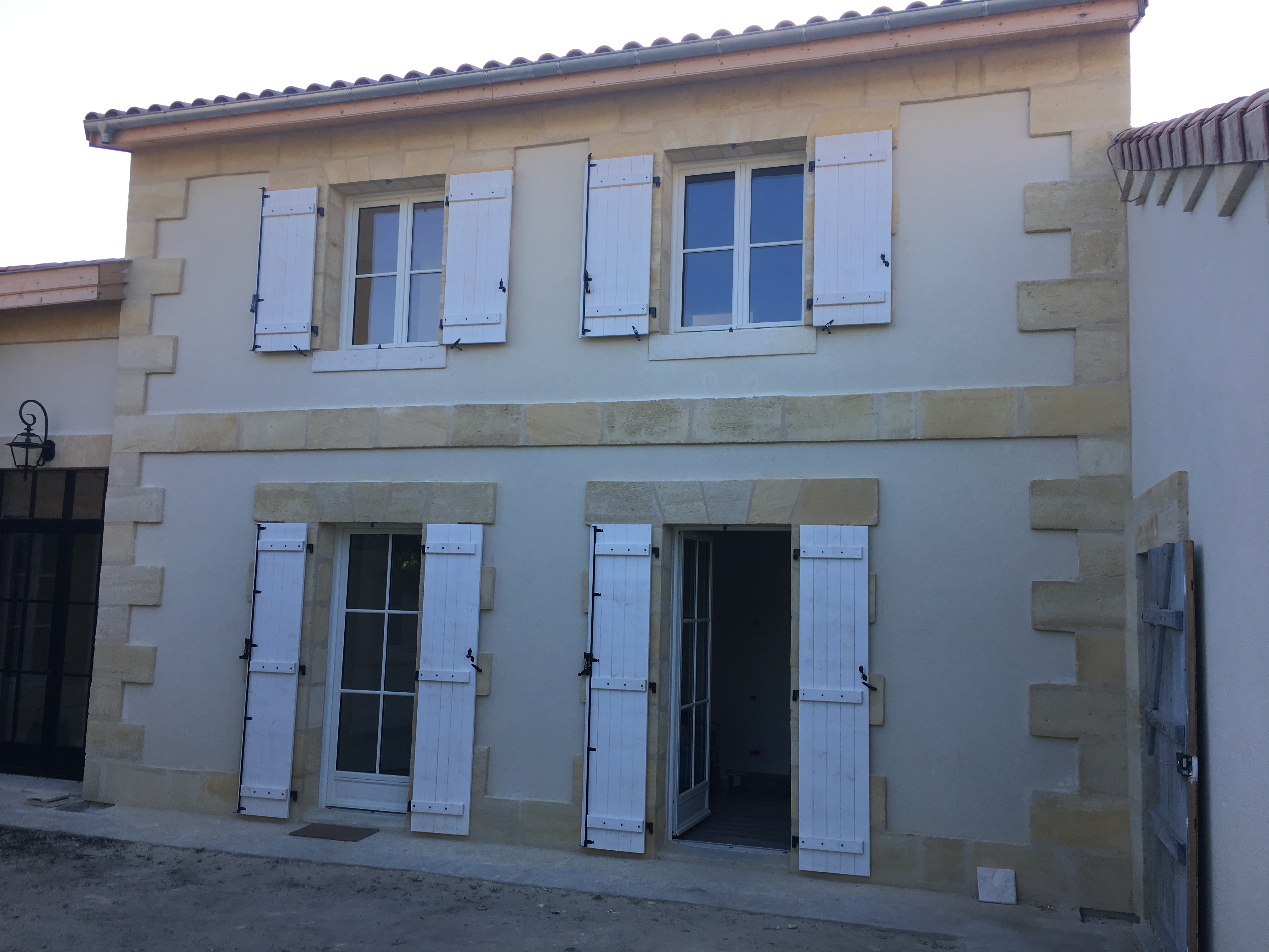 LES MENUISERIES DE CAPEYRON showroom 104