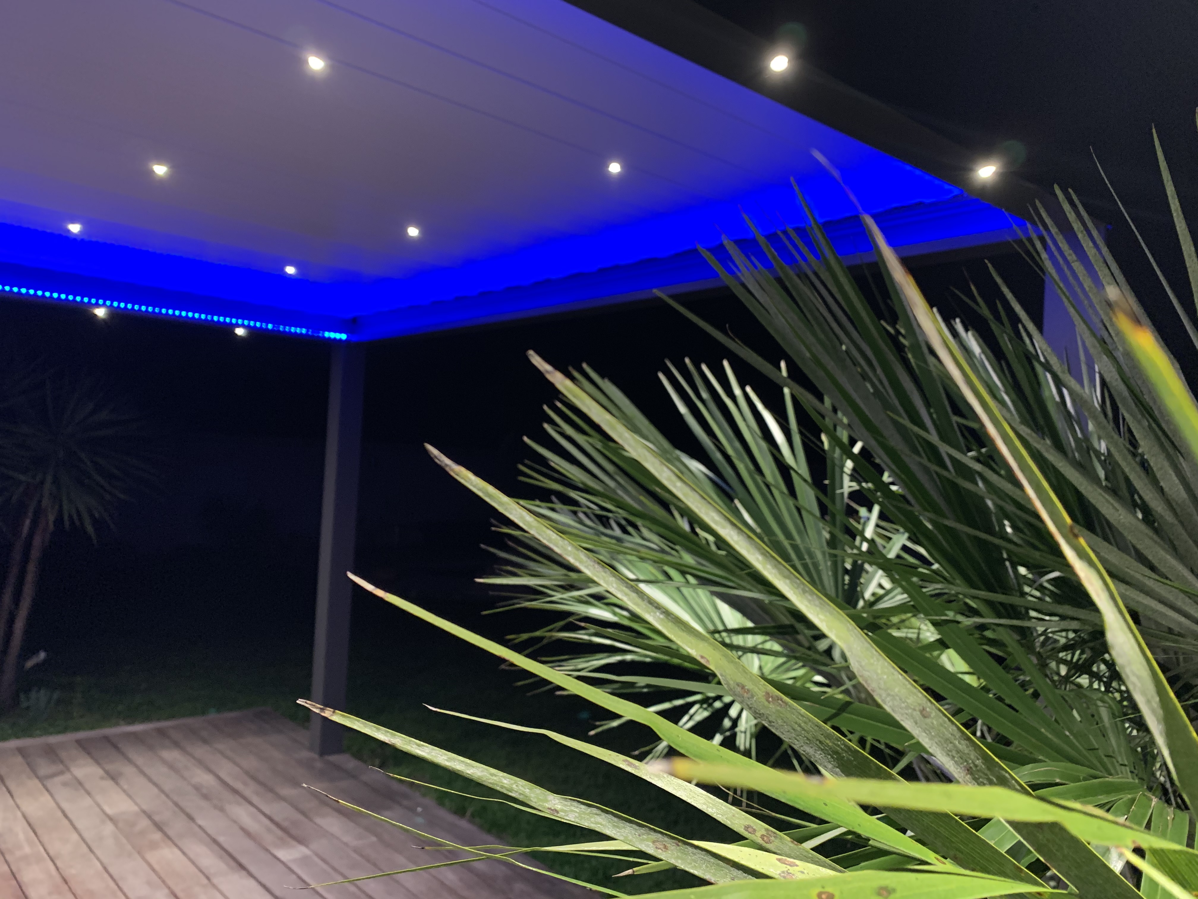 LES MENUISERIES DE CAPEYRON showroom 9