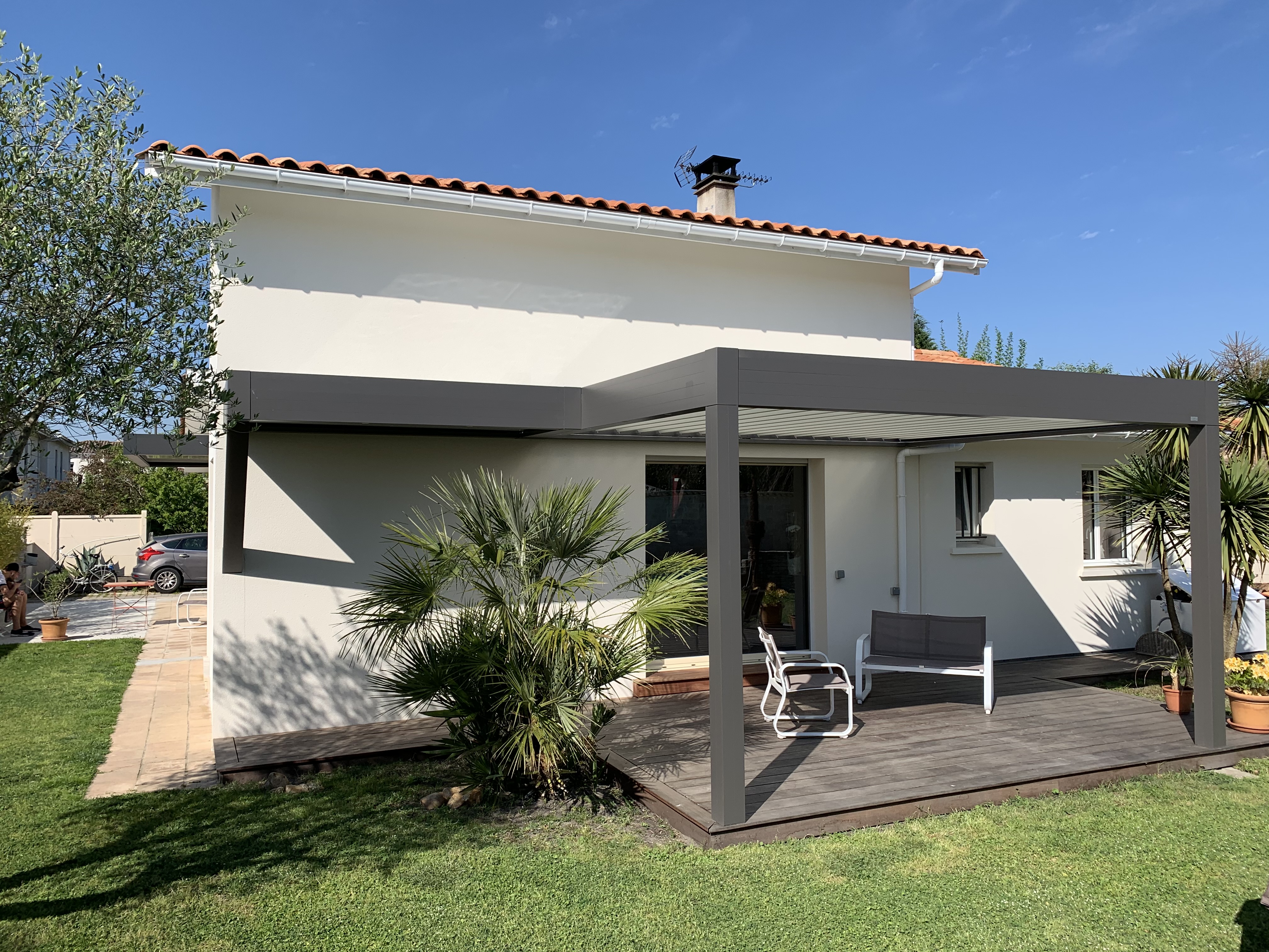 LES MENUISERIES DE CAPEYRON showroom 11