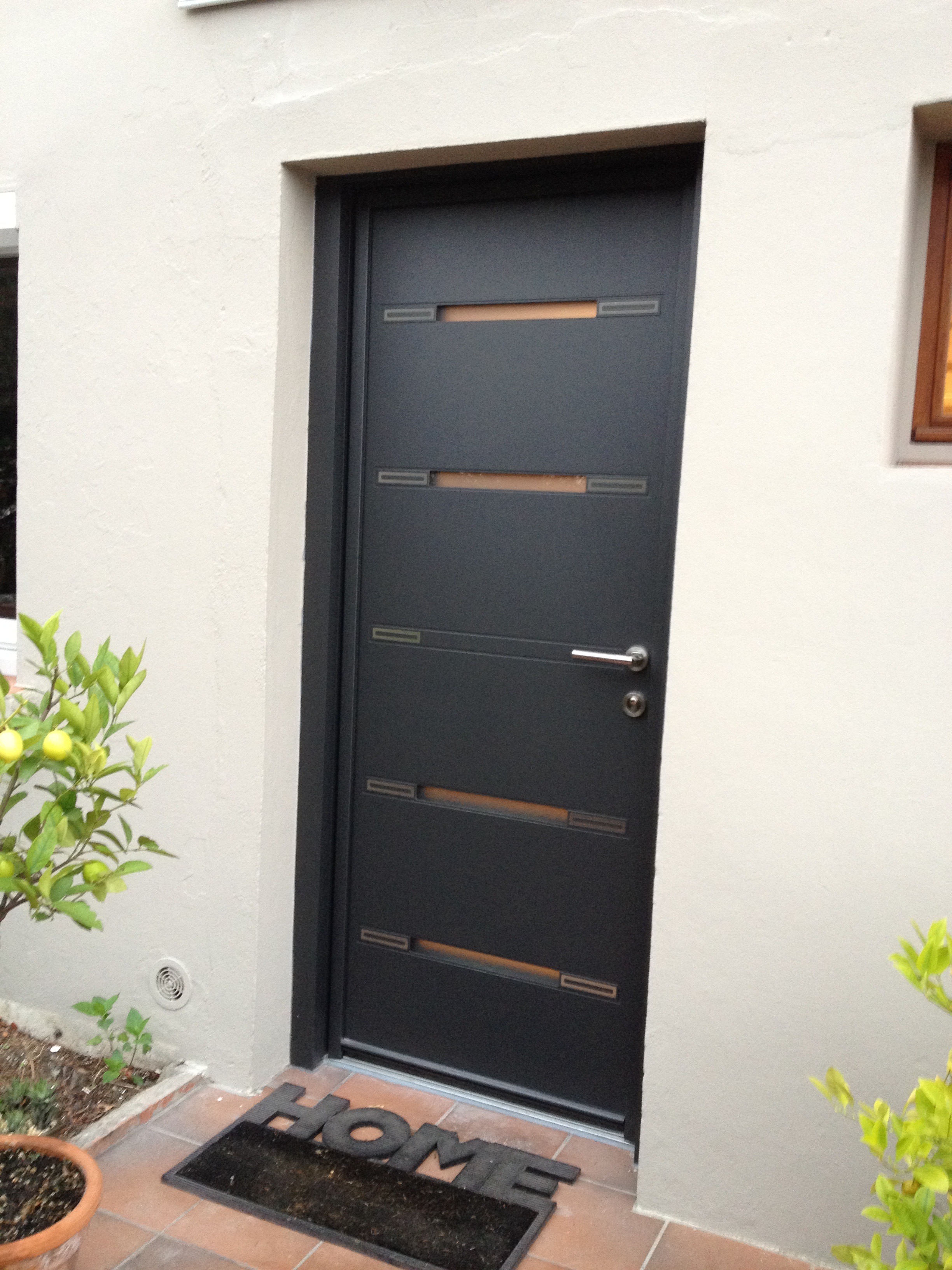 LES MENUISERIES DE CAPEYRON showroom 29